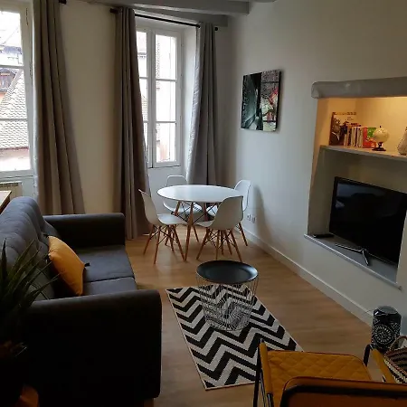 Appartement Design Appart O'prison.. Canal View & Old Prisons