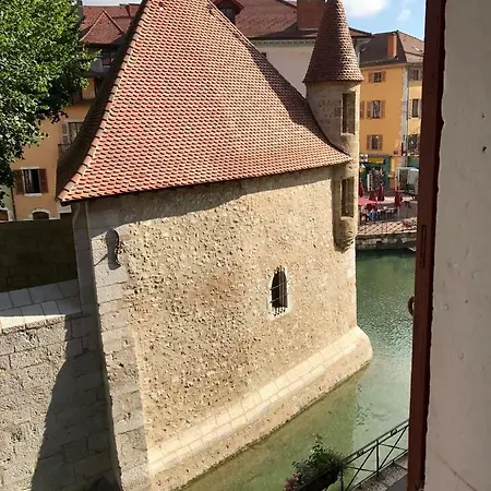 Appartement Design Appart O'prison.. Canal View & Old Prisons